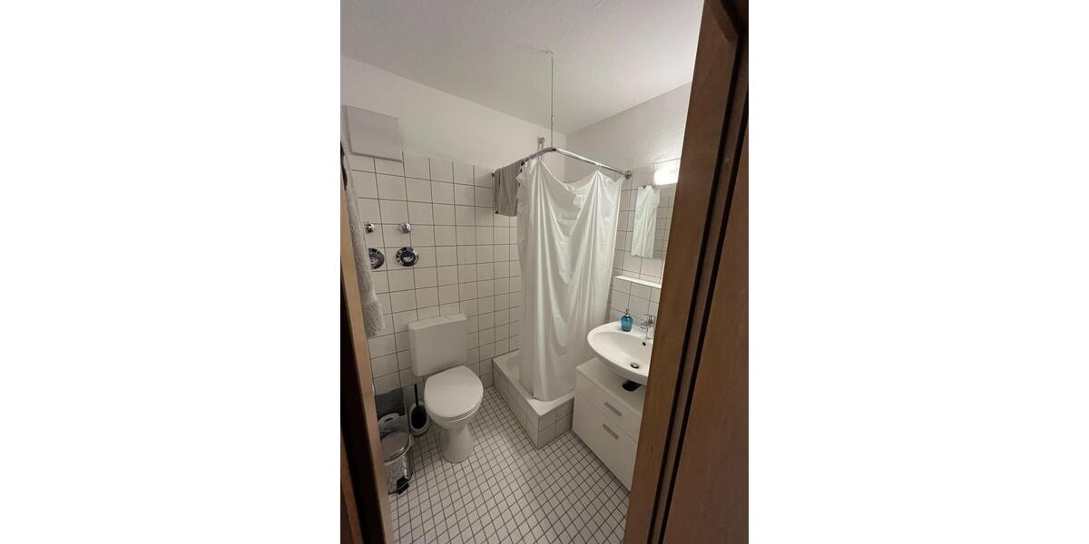 Etagenwohnung Tübingen Lustnau - 1 Zimmer, 12 m&sup2;, 470&euro; | Angebot:26477363