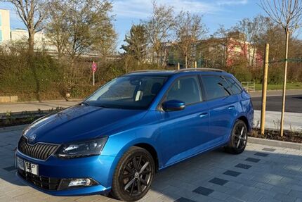 Skoda Fabia 76.200 km 12.000 &euro; Böblingen 71032