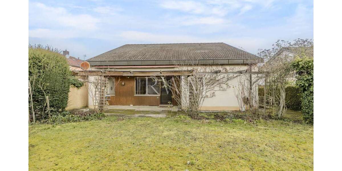 Einfamilienhaus Rottenburg am Neckar - 12 Zimmer, 178 m&sup2;, 459.000&euro; | Angebot:25272261