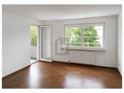 HELL & SOFORT BEZIEHBAR MIT SÜDBALKON - Etagenwohnung Reutlingen Sondelfingen | Angebot:27182462