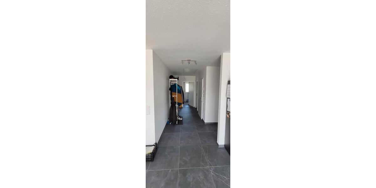 Etagenwohnung Gärtringen - 5 Zimmer, 100 m&sup2;, 1.800&euro; | Angebot:27547188