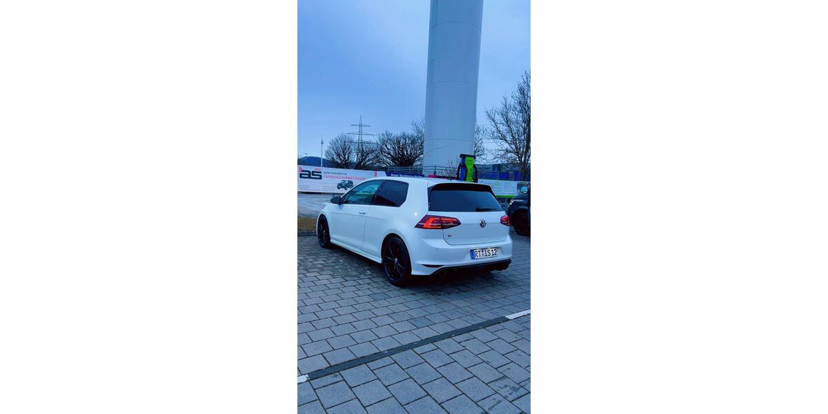 VW Golf 90.000 km 22.700 &euro; Dettingen Erms 72581