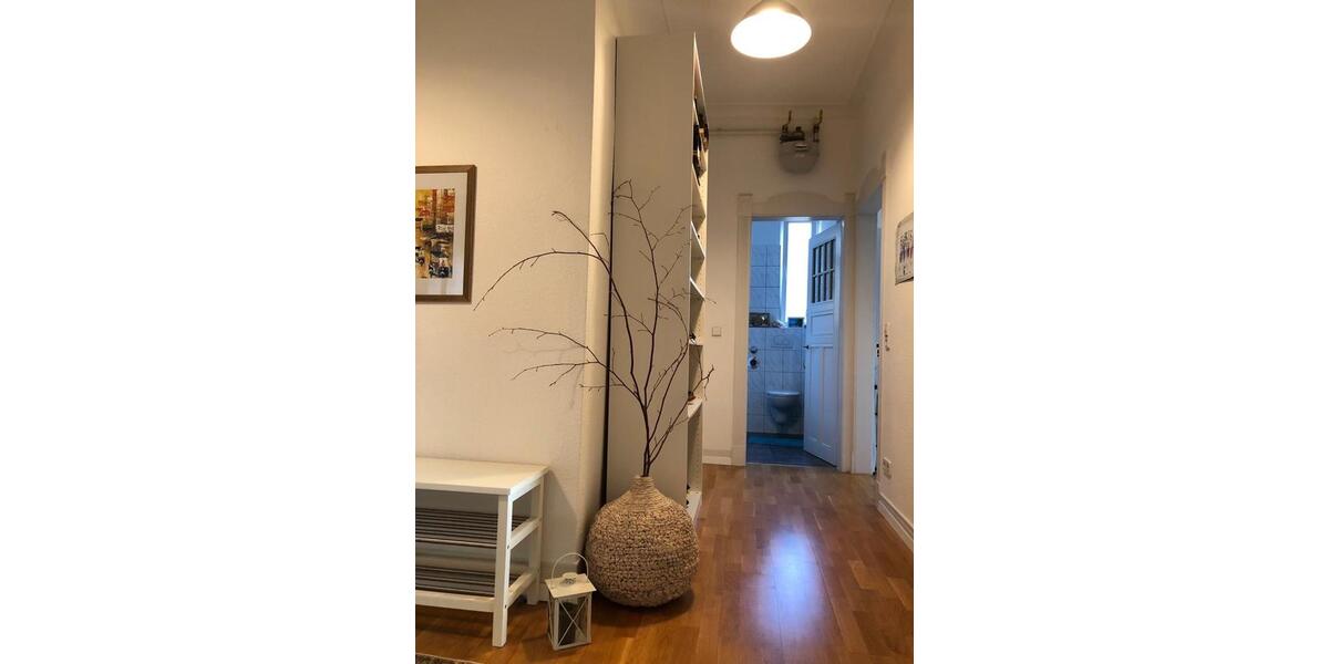 Dachgeschoßwohnung Stuttgart Lehen - 3 Zimmer, 84 m&sup2;, 1.450&euro; | Angebot:25806194