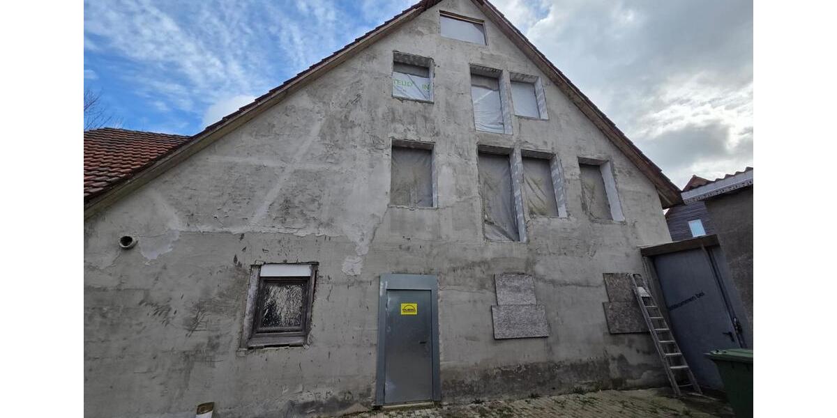 Reihenhaus Deckenpfronn - 7 Zimmer, 210 m&sup2;, 175.000&euro; | Angebot:25650202