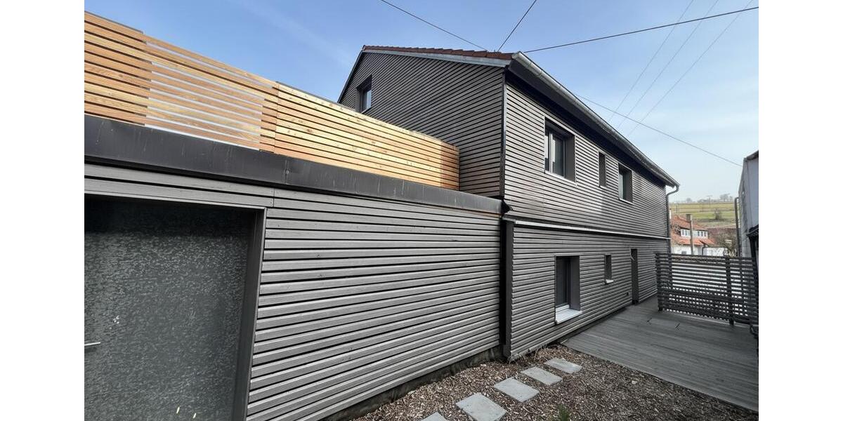 Mehrfamilienhaus, Wohnhaus Trochtelfingen - 7.5 Zimmer, 221 m&sup2;, 2.100&euro; | Angebot:25791515