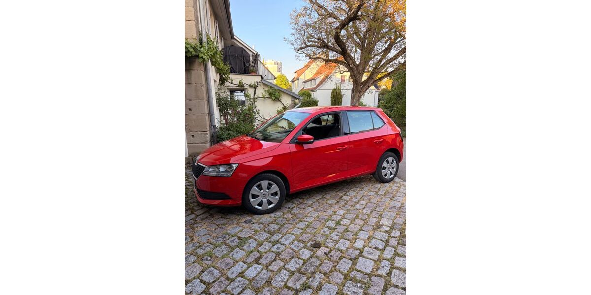 Skoda Fabia 87.137 km 7.800 &euro; Stuttgart 70437