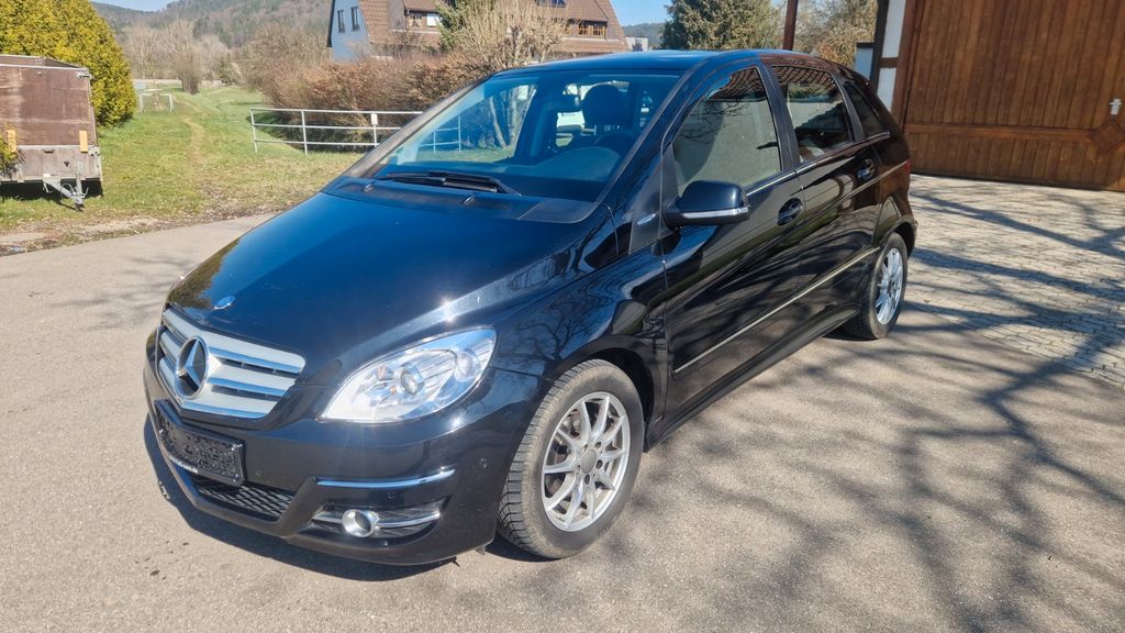 Mercedes-Benz B 170 114.400 km 6.950 &euro; Rangendingen 72414