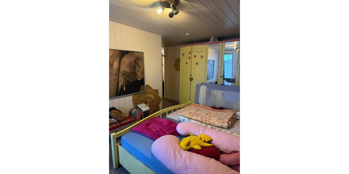 Etagenwohnung Sindelfingen Eichholz - 4.5 Zimmer, 110 m&sup2;, 340.000&euro; | Angebot:24561136