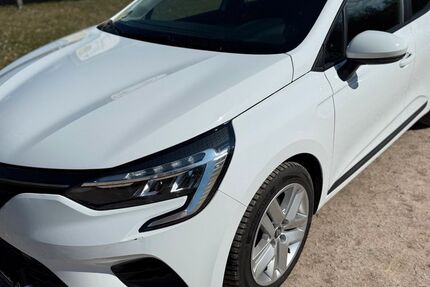 Renault Clio 42.878 km 15.600 &euro; Rottenburg am Neckar 72108