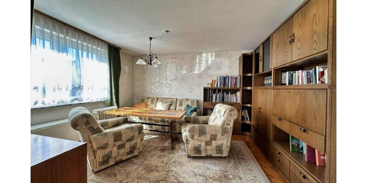 Einfamilienhaus Ofterdingen - 6 Zimmer, 131 m&sup2;, 260.000&euro; | Angebot:25686393