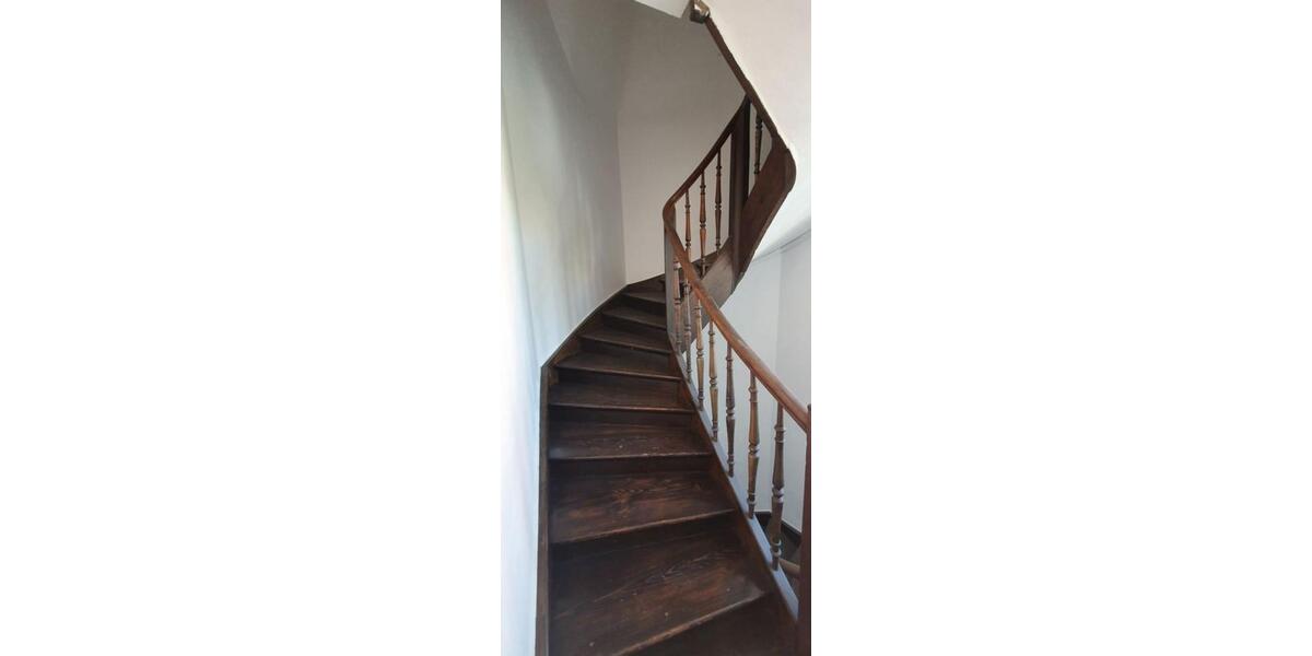 Dachgeschoßwohnung Stuttgart Stuttgart-Süd - 3.5 Zimmer, 91 m&sup2;, 1.450&euro; | Angebot:25363233