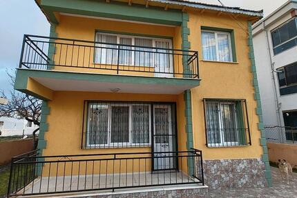 Haus Gärtringen - 4 Zimmer, 240 m&sup2;, 200.000&euro; | Angebot:26125305