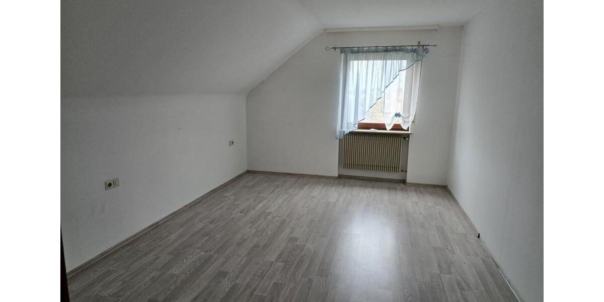 Einfamilienhaus Hechingen - 7 Zimmer, 184 m&sup2;, 595.000&euro; | Angebot:26045371