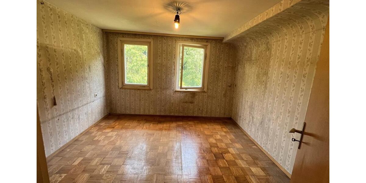 Einfamilienhaus Horb am Neckar - 5 Zimmer, 125 m&sup2;, 174.000&euro; | Angebot:26327585