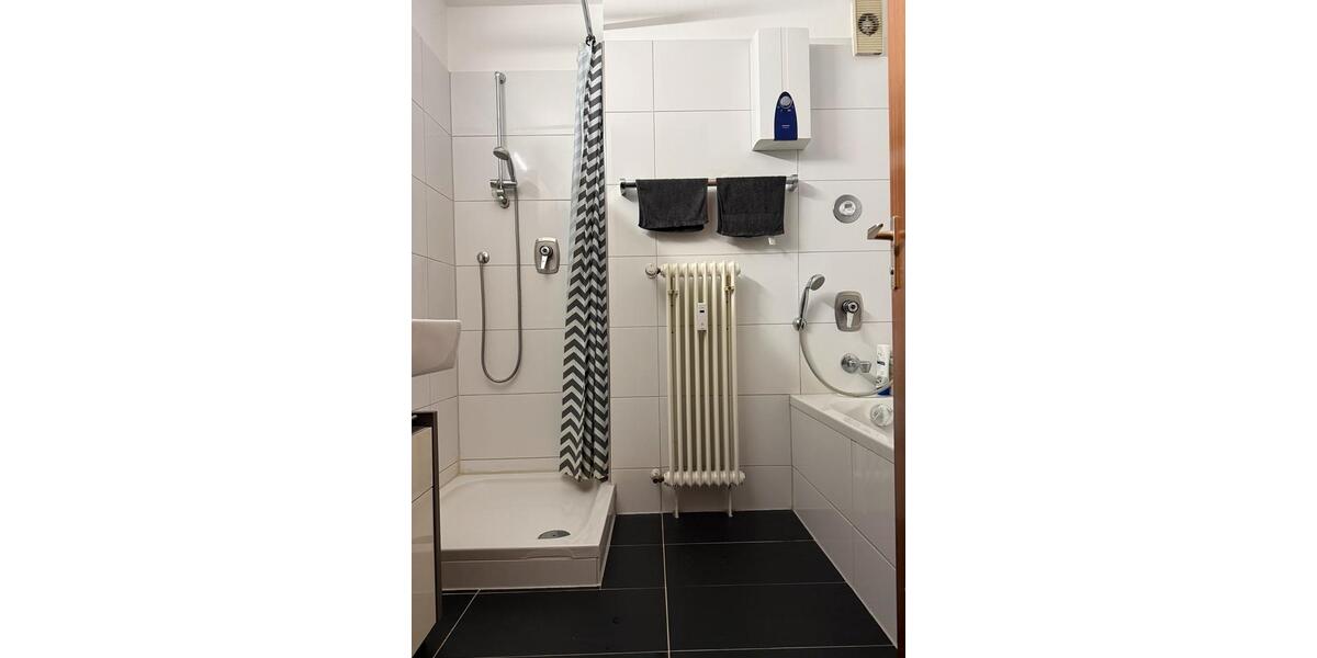 Etagenwohnung Stuttgart Hedelfingen - 3.5 Zimmer, 84 m&sup2;, 1.150&euro; | Angebot:24826933