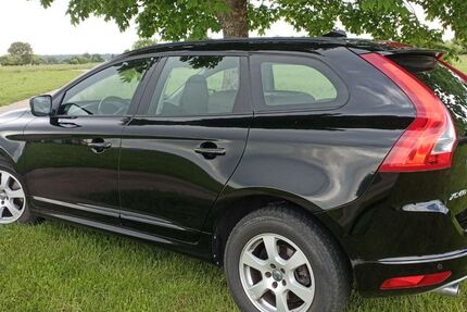 Volvo XC60 144.500 km 12.900 &euro; Kirchentellinsfurt 72138