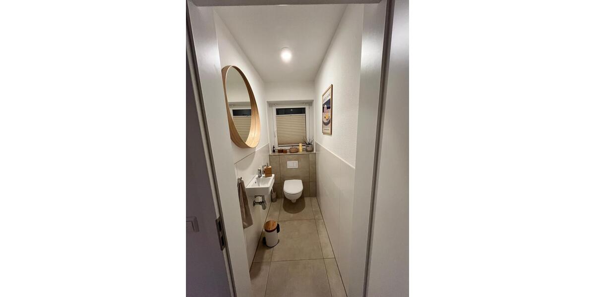 Etagenwohnung Rottenburg am Neckar - 4 Zimmer, 123 m&sup2;, 1.950&euro; | Angebot:26438227