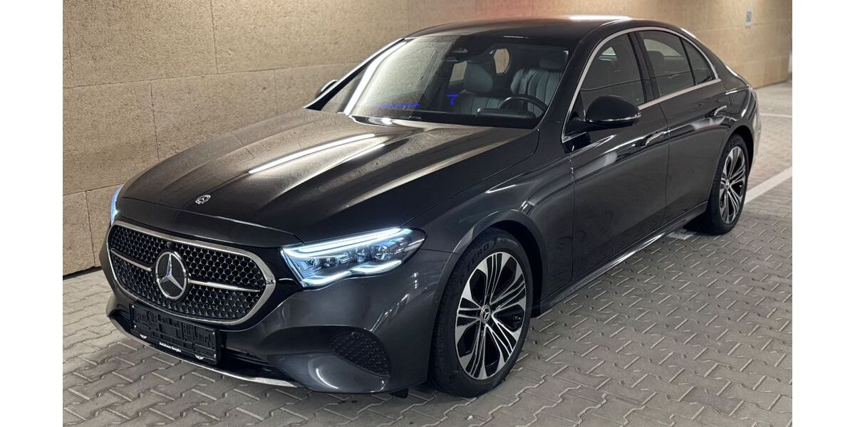 Mercedes-Benz E 200 27.938 km 45.900 &euro; Sindelfingen/Stuttgart 71065