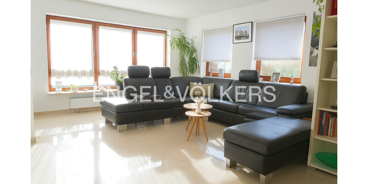 Einfamilienhaus Rottenburg am Neckar Oberndorf - 9 Zimmer, 223 m&sup2;, 750.000&euro; | Angebot:25682858