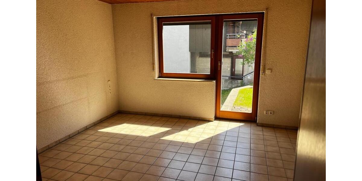 Doppelhaushälfte Wildberg - 10 Zimmer, 277 m&sup2;, 460.000&euro; | Angebot:27122759