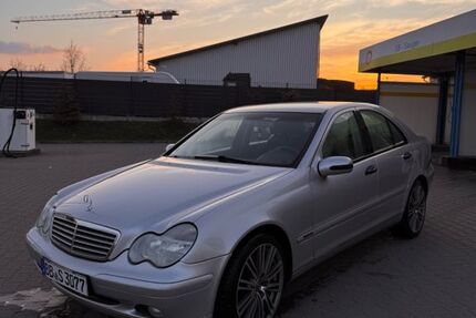 Mercedes-Benz C 200 179.574 km 3.800 &euro; gärtringen 71116