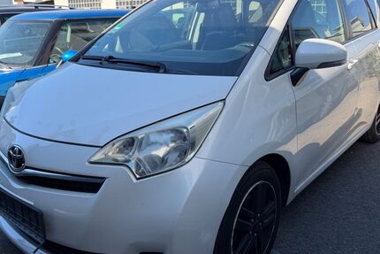 Toyota Verso-S 226.000 km 4.990 &euro; Filderstadt bei Stuttgart 70794