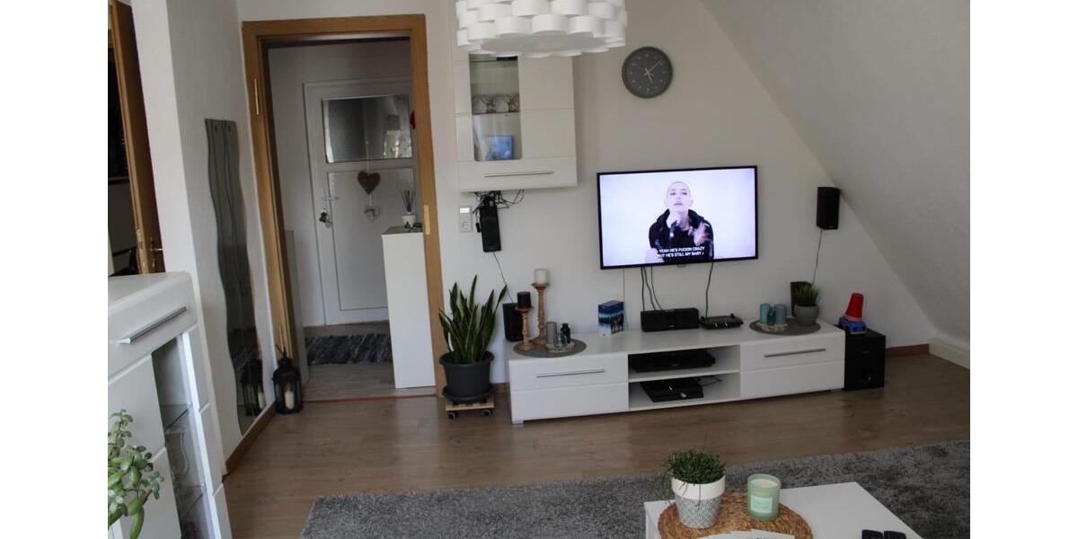 Dachgeschoßwohnung Köngen - 3 Zimmer, 75 m&sup2;, 820&euro; | Angebot:24783873