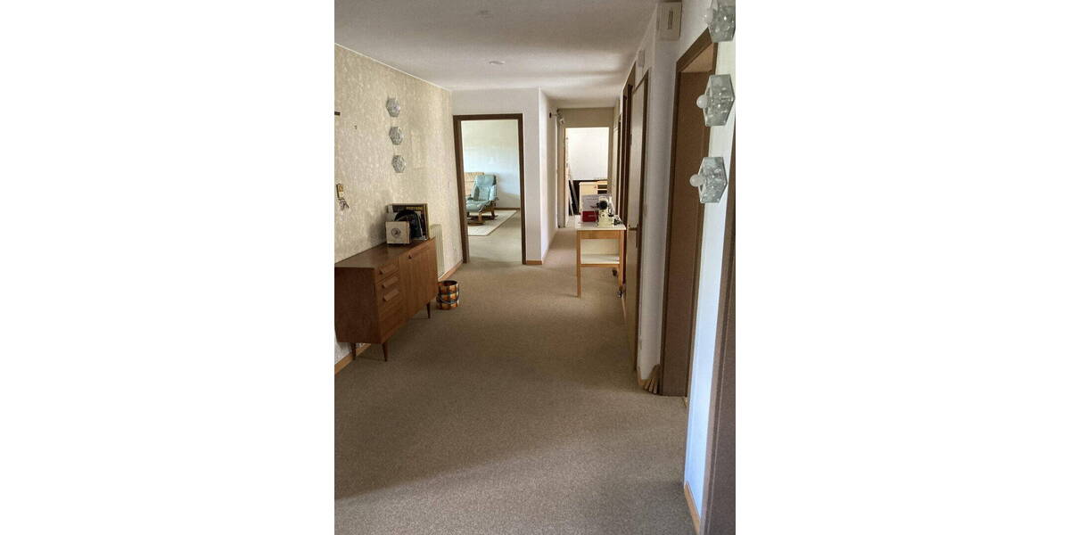 Mehrfamilienhaus, Wohnhaus Erkenbrechtsweiler - 7 Zimmer, 195 m&sup2;, 447.000&euro; | Angebot:26034280