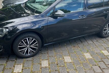 VW Golf 148.000 km 11.900 &euro; Renningen 71272