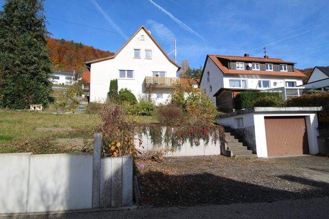 Einfamilienhaus Burladingen - 5 Zimmer, 119 m&sup2;, 198.000&euro; | Angebot:25729911