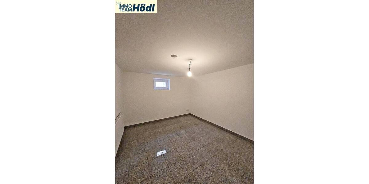 Reihenendhaus Reutlingen Innenstadt - 5 Zimmer, 112 m&sup2;, 1.600&euro; | Angebot:26543131