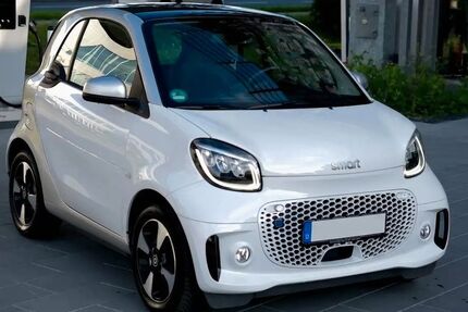 Smart ForTwo 11.000 km 12.900 &euro; Stuttgart 70435