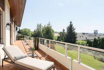 Haus Sindelfingen Sindelfingen (Stadt) - 8 Zimmer, 260 m&sup2;, 875.000&euro; | Angebot:27218503