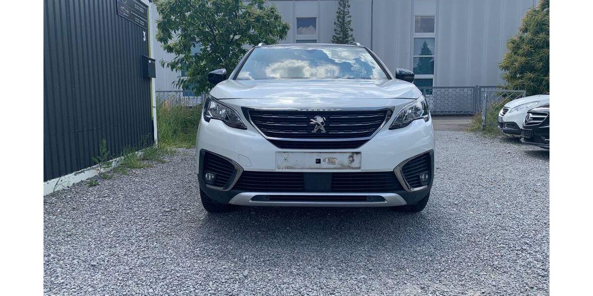Peugeot 5008 133.000 km 13.999 &euro; Sindelfingen 71069