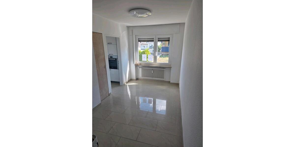 Erdgeschoßwohnung Böblingen - 4.5 Zimmer, 85 m&sup2;, 290.000&euro; | Angebot:27265022