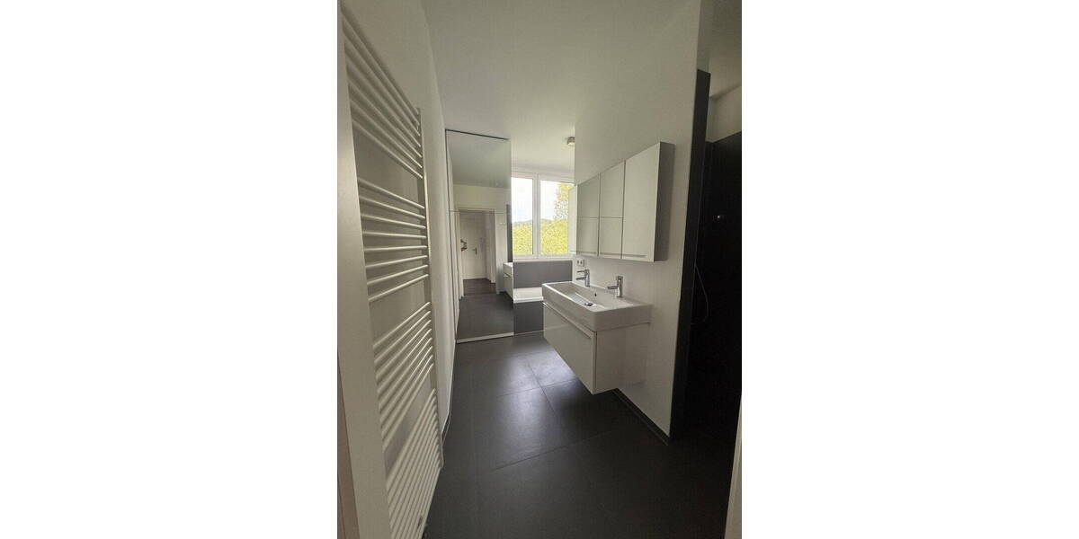 Etagenwohnung Metzingen Neuhausen - 3 Zimmer, 100 m&sup2;, 580.000&euro; | Angebot:26450046