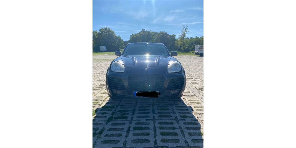 Porsche Cayenne 230.000 km 5.750 &euro; Stuttgart 70191