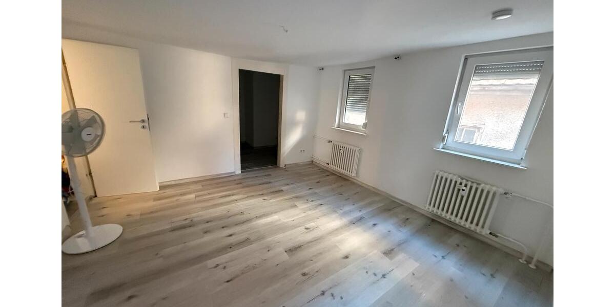 Etagenwohnung Metzingen - 2 Zimmer, 84 m&sup2;, 600&euro; | Angebot:26023488
