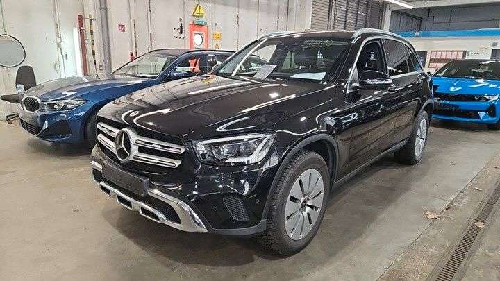 Mercedes-Benz GLC 300 110.000 km 27.999 &euro; Reutlingen 72766