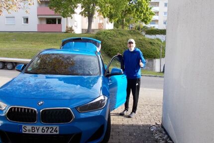 BMW iX2 2.800 km 46.100 &euro; Holzgerlingen 71088