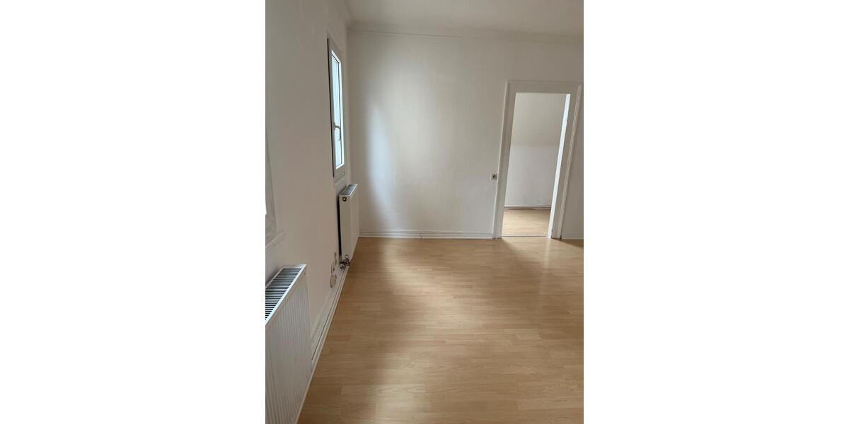 Dachgeschoßwohnung Tübingen - 2.5 Zimmer, 48 m&sup2;, 750&euro; | Angebot:26109804