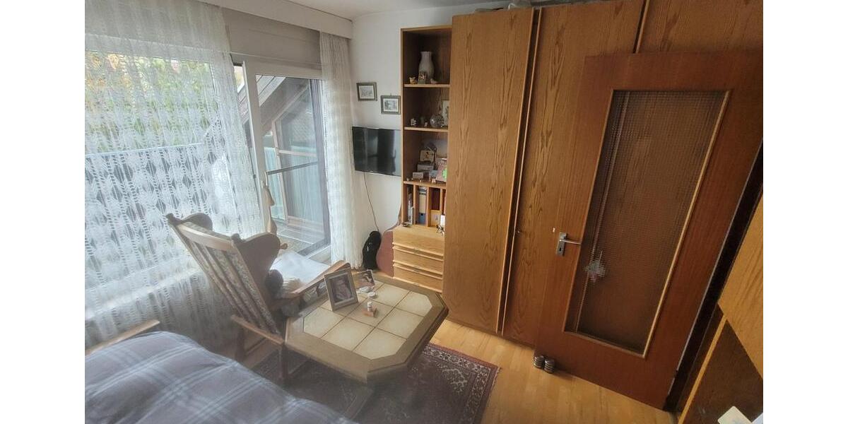 Dachgeschoßwohnung Stuttgart Sillenbuch - 3 Zimmer, 86 m&sup2;, 370.000&euro; | Angebot:24278521