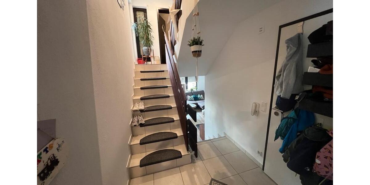 Etagenwohnung Ehningen - 3.5 Zimmer, 95 m&sup2;, 405.000&euro; | Angebot:25104274