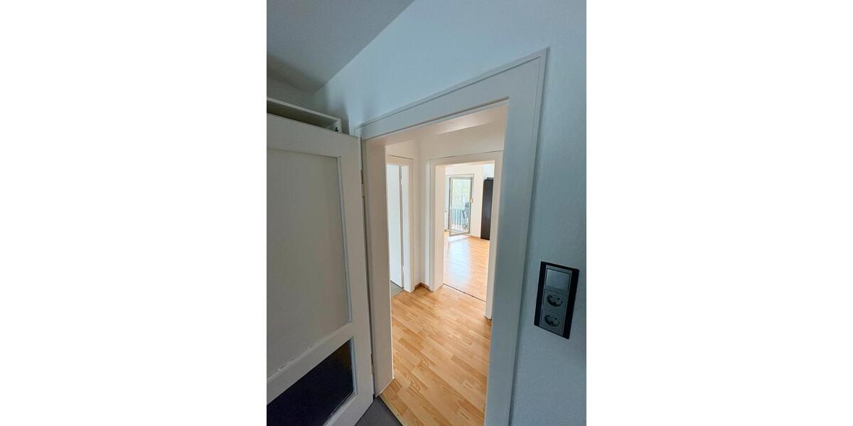 Etagenwohnung Engstingen - 3 Zimmer, 75 m&sup2;, 700&euro; | Angebot:25841298