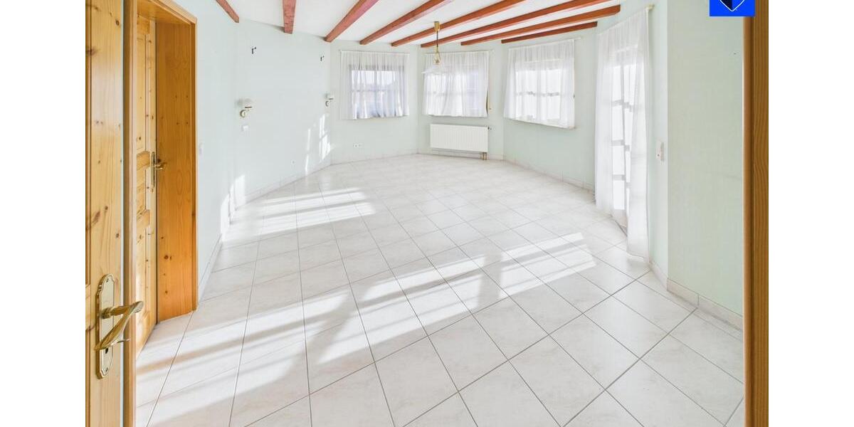 Einfamilienhaus Sindelfingen Sindelfingen (Stadt) - 7 Zimmer, 266 m&sup2;, 995.000&euro; | Angebot:25219763