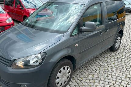 VW Caddy 176.000 km 4.800 &euro; Stuttgart 70378