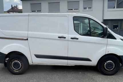 Ford Transit Custom 256.000 km 4.000 &euro; Stuttgart 70469
