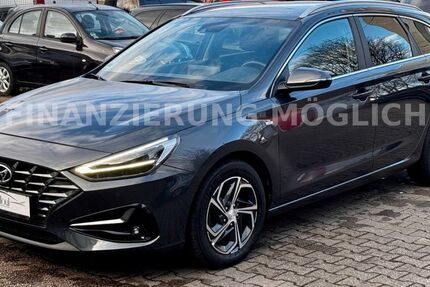 Hyundai i30 80.000 km 16.899 &euro; Stuttgart 70327