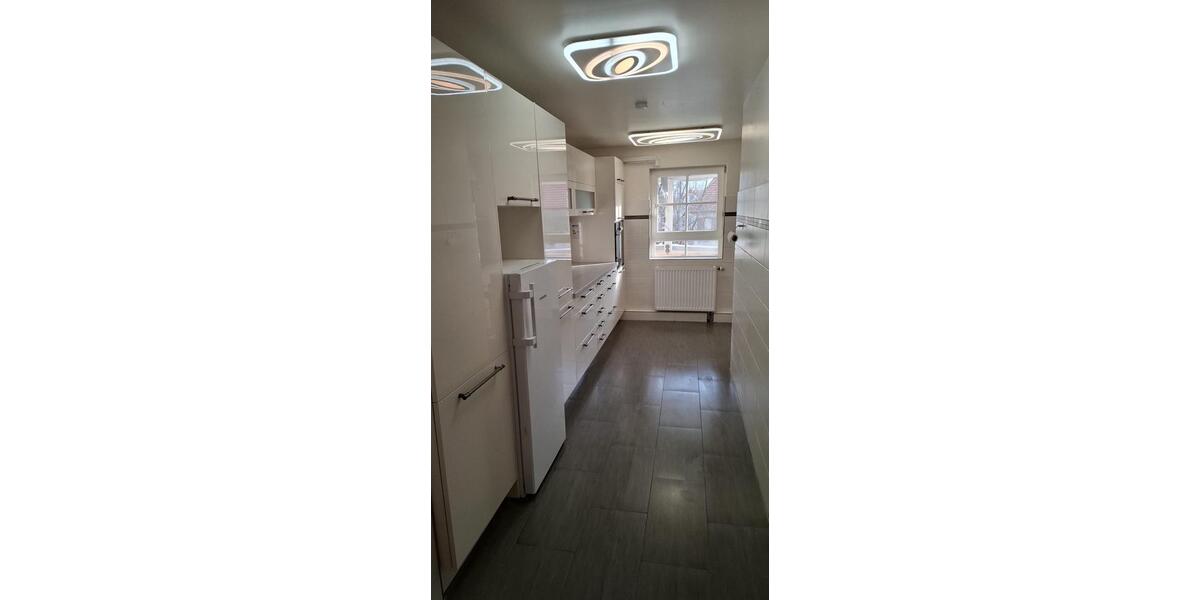 Einfamilienhaus Herrenberg - 5 Zimmer, 135 m&sup2;, 1.800&euro; | Angebot:25506994