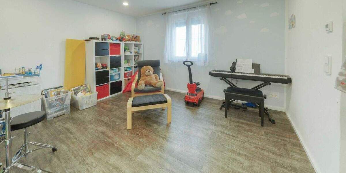 Einfamilienhaus Magstadt - 8 Zimmer, 206 m&sup2;, 669.000&euro; | Angebot:25715924